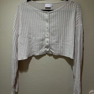 Comfy long sleeve light pink crop top